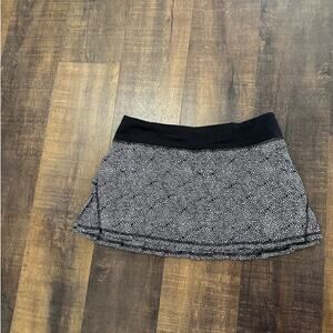 Lululemon Run Pace Setter Skirt 4-way Stretch Size 8
